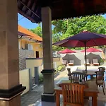 Kubu Karang HomeStay